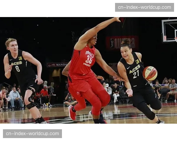 康涅狄格太阳击败芝加哥天空，登顶东部第一